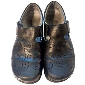 Klogs Brisbane Womens Leather Comfort Shoes Size 8.5M Black Embroidered Slip-On